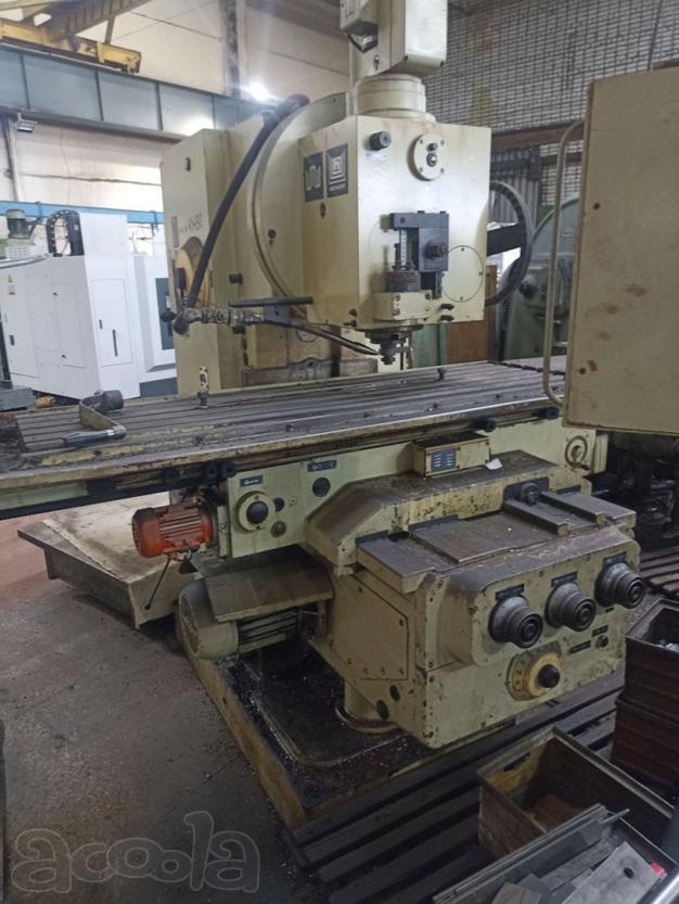 Продам вертикально-фрезерный станок FSS-400
